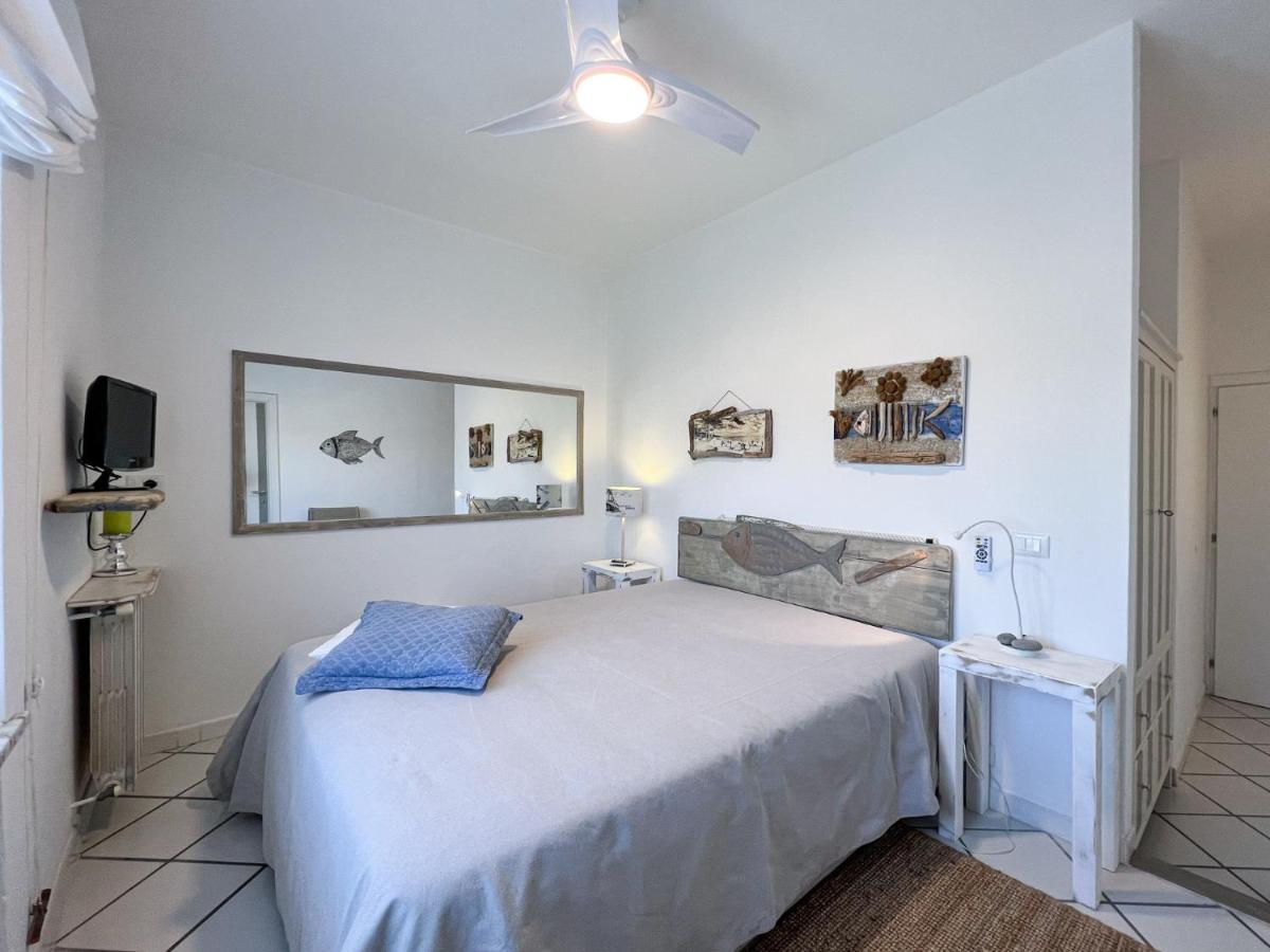 A Casa Di Enrico B&B Portoferraio Dış mekan fotoğraf